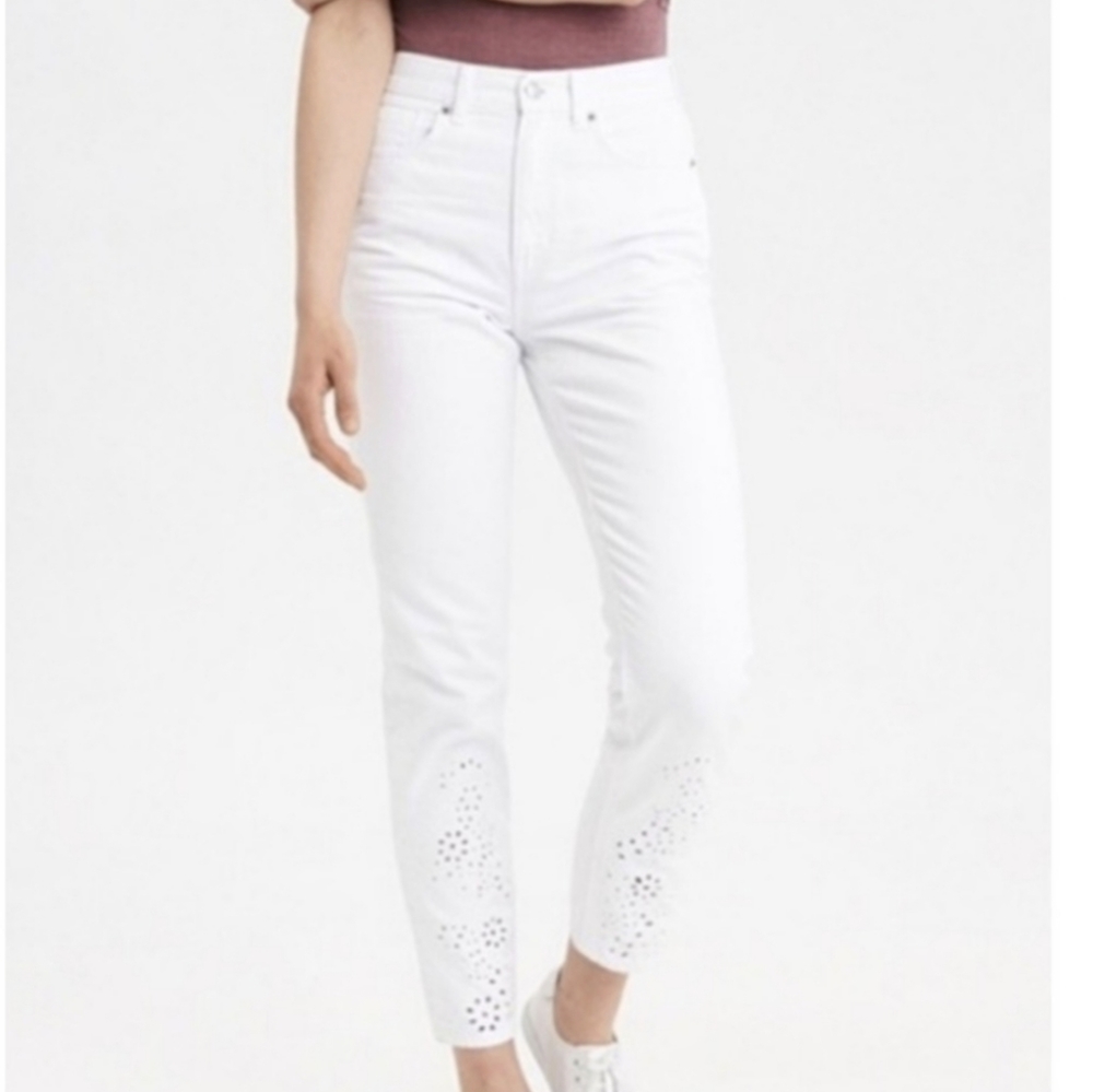 American Eagle White Floral Eyelet Mom Jeans
